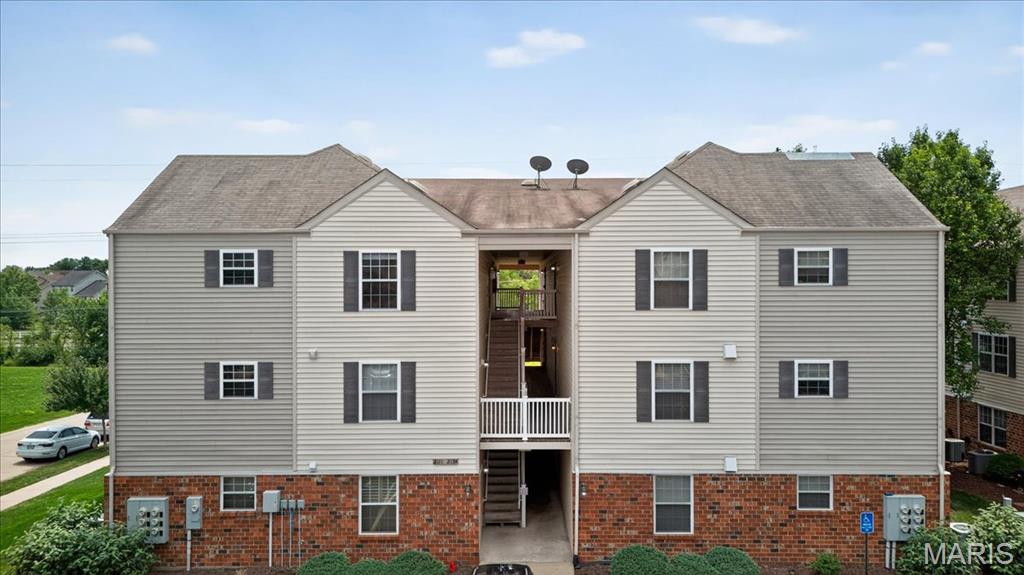 Lake St Louis, Missouri 63367, United States, 2 Bedrooms Bedrooms, ,2 BathroomsBathrooms,Residential,Active,180908