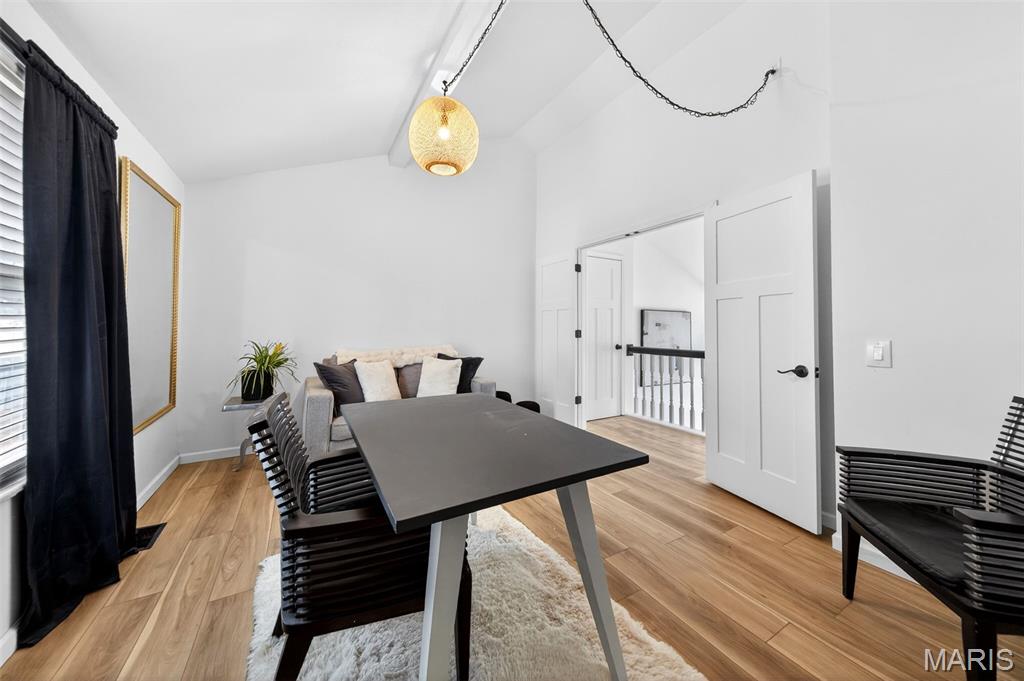 Woodlake Village Condo 8 - Residential