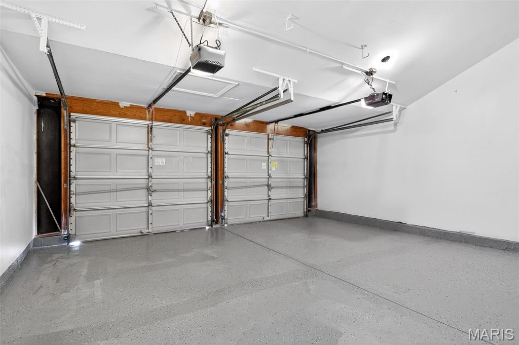 Woodlake Village Condo 8 - Residential