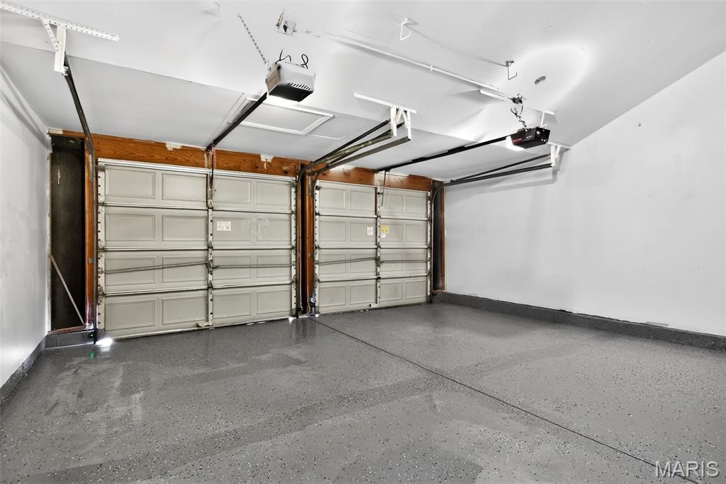 Woodlake Village Condo 8 - Residential