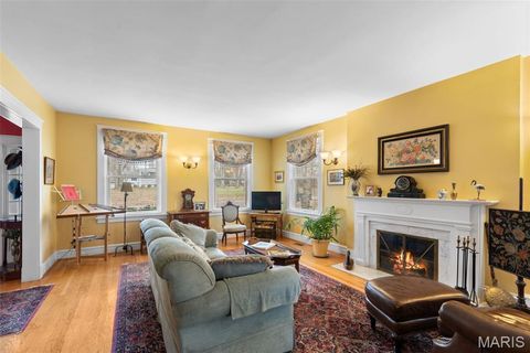 Tiny photo for 321 S Elm Avenue, Webster Groves, MO 63119 (MLS # 25078149)