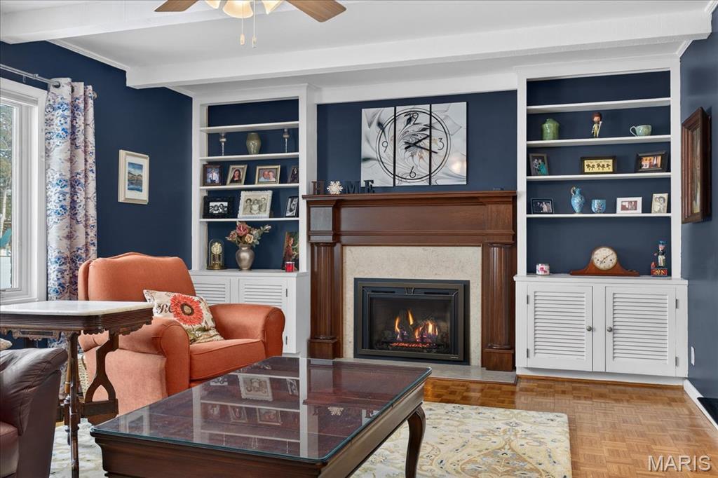 Hackamore - Residential