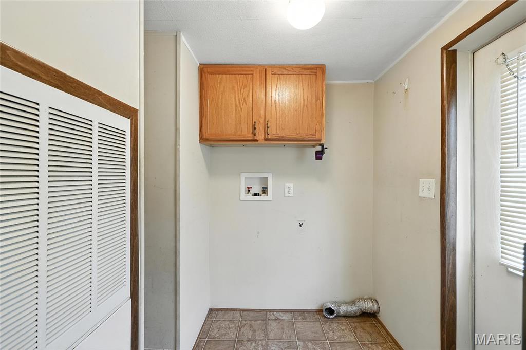 Robertsville, Missouri 63072, United States, 3 Bedrooms Bedrooms, ,2 BathroomsBathrooms,Residential,Active,167450