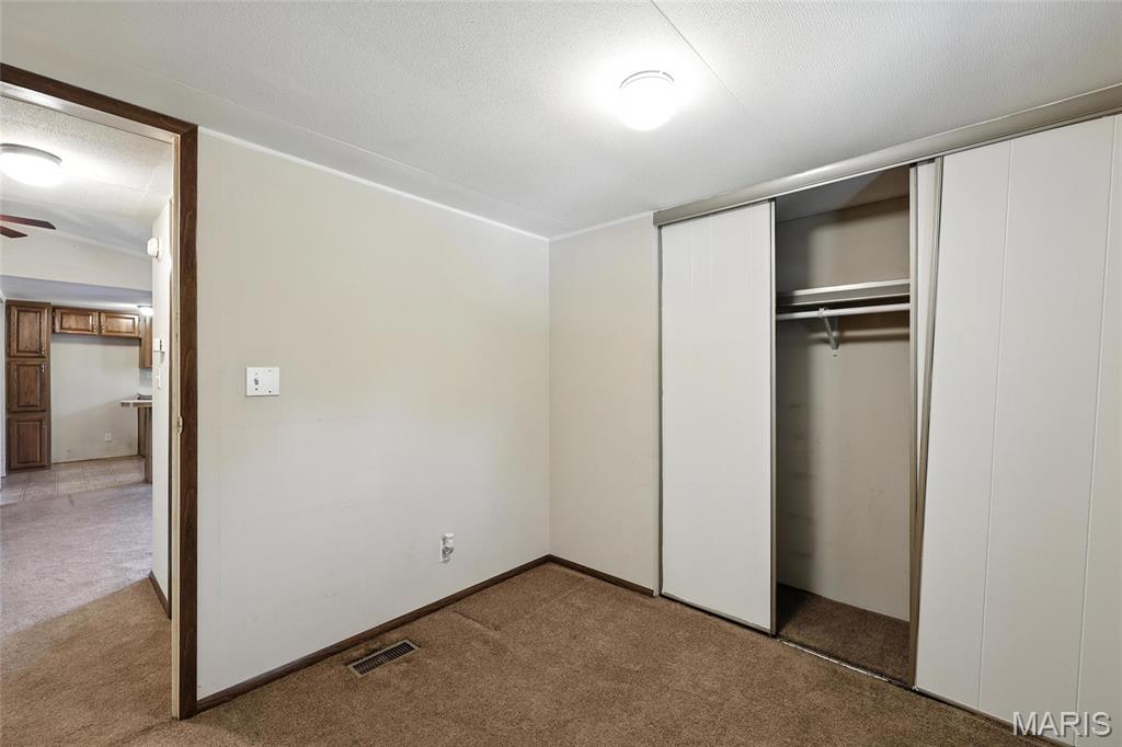 Robertsville, Missouri 63072, United States, 3 Bedrooms Bedrooms, ,2 BathroomsBathrooms,Residential,Active,167450