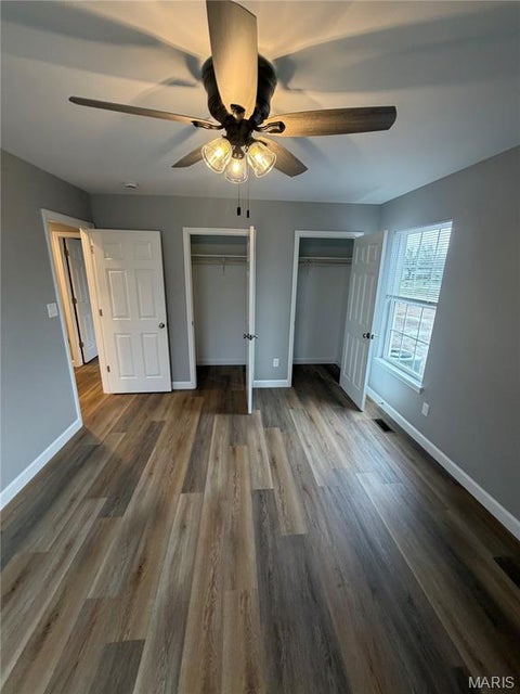Tiny photo for 217 S 6th Street, Elsberry, MO 63343 (MLS # 26029372)