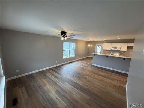 Tiny photo for 217 S 6th Street, Elsberry, MO 63343 (MLS # 26029372)