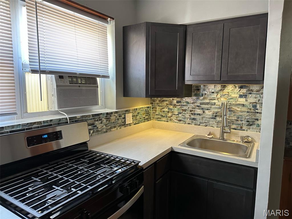 6614 Devonshire Avenue