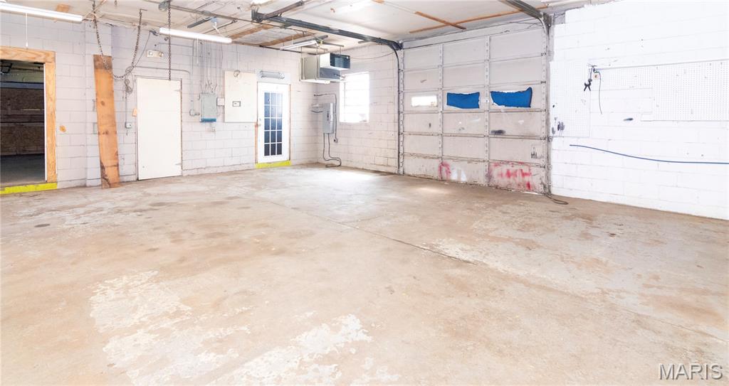 Ivorys - Commercial Sale