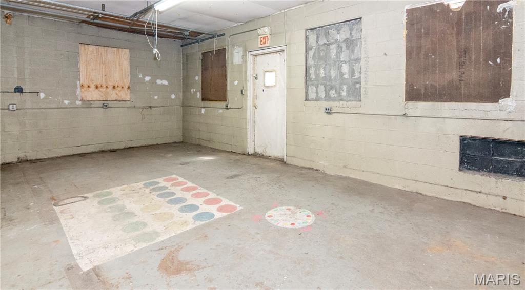 Ivorys - Commercial Sale