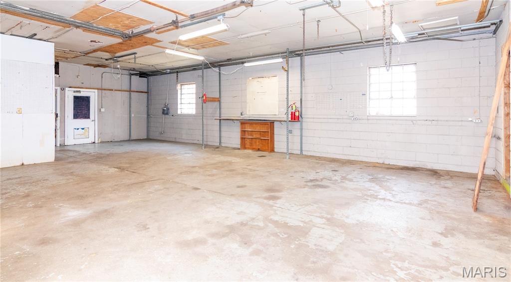 Ivorys - Commercial Sale