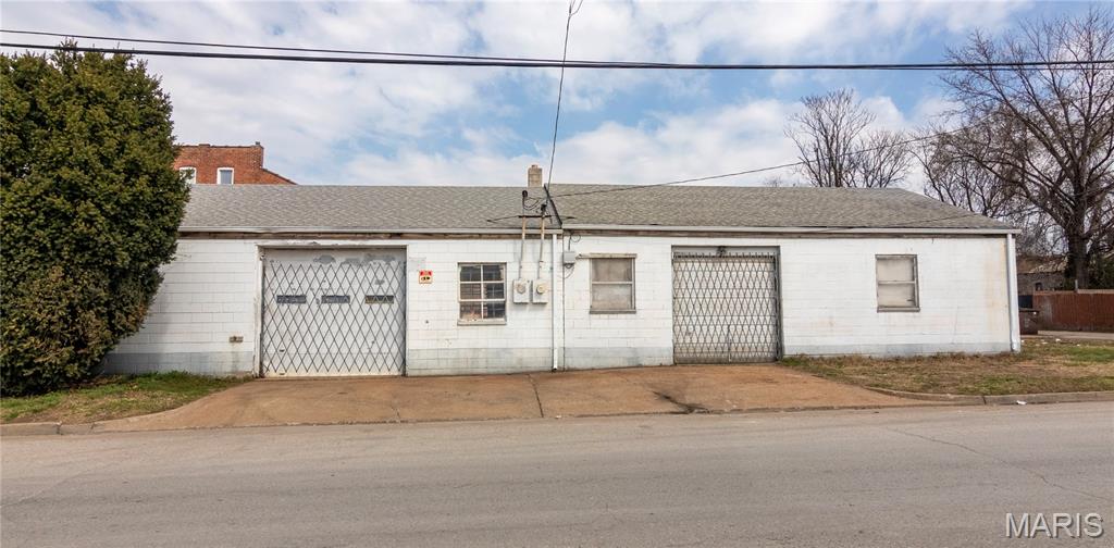 Ivorys - Commercial Sale