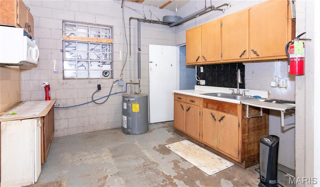 Ivorys - Commercial Sale