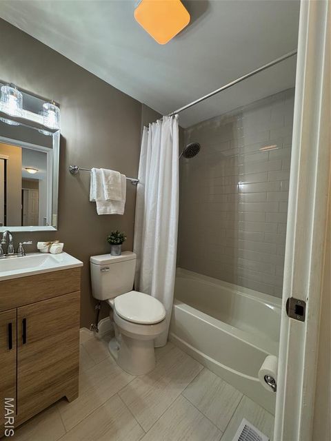 Tiny photo for 701 Fernview Drive, Creve Coeur, MO 63141 (MLS # 26006109)