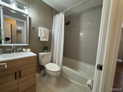 Tiny photo for 701 Fernview Drive, Creve Coeur, MO 63141 (MLS # 26006109)