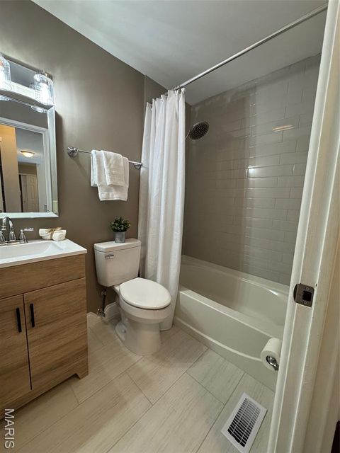 Tiny photo for 701 Fernview Drive, Creve Coeur, MO 63141 (MLS # 26006109)