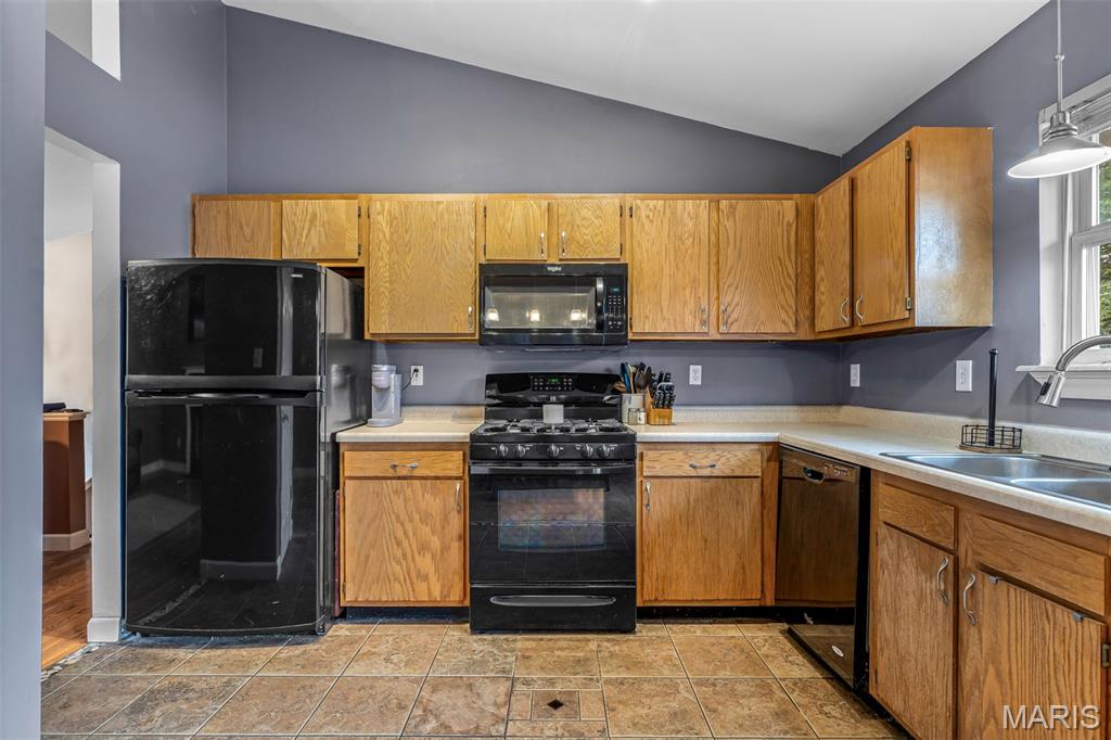 Valley Oaks East - Residential