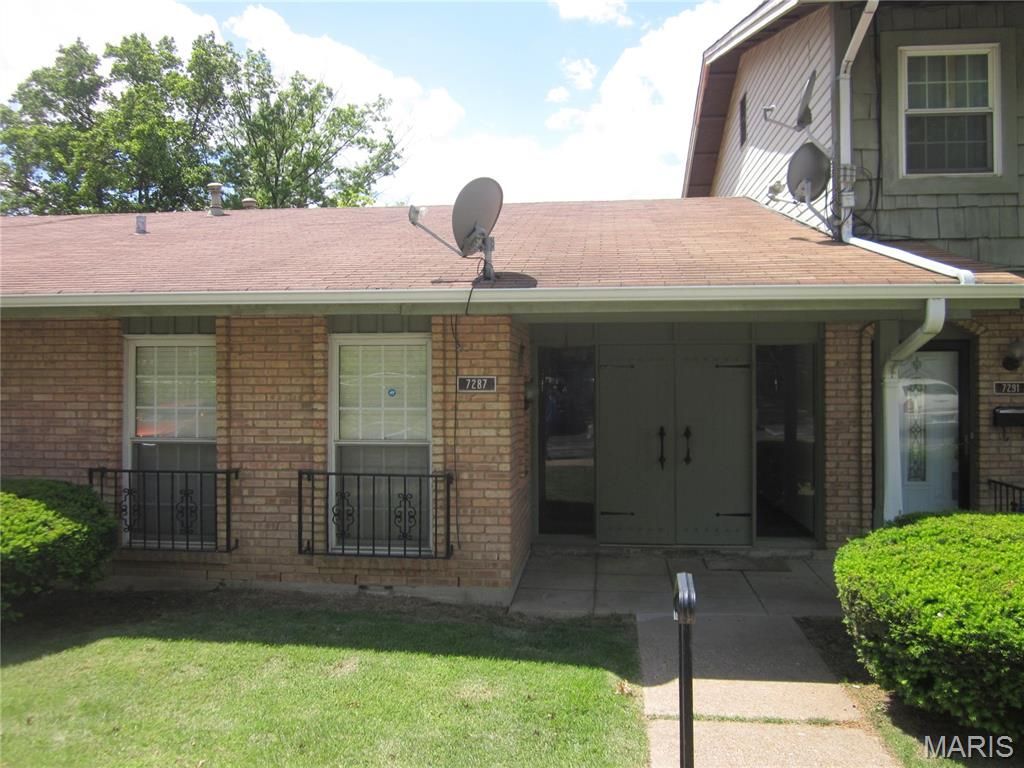 Photo of 7287 N Hanley Road #B, Hazelwood, MO 63042 (MLS # 26029030)