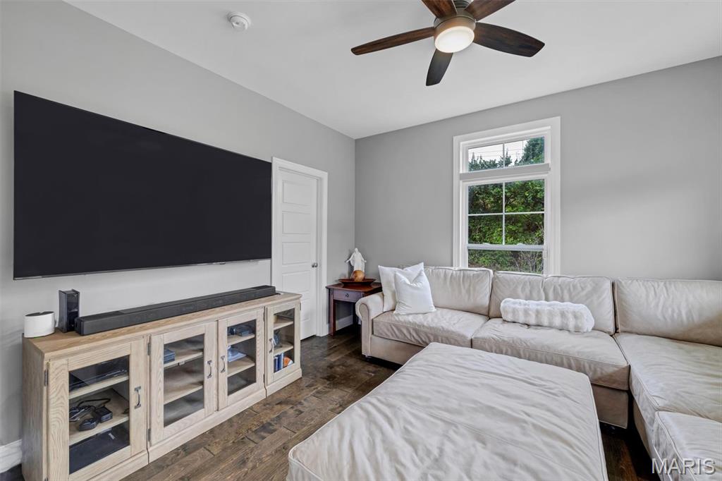 791 North Ballas Road Lt Split - Residential