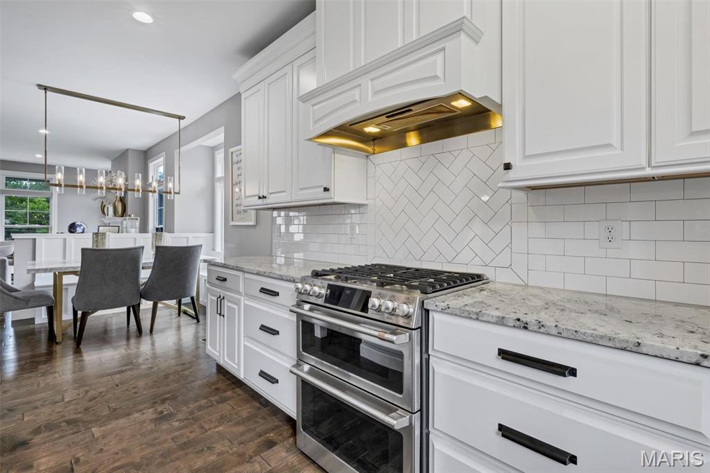 791 North Ballas Road Lt Split - Residential