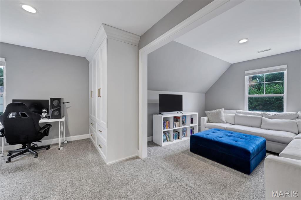 791 North Ballas Road Lt Split - Residential