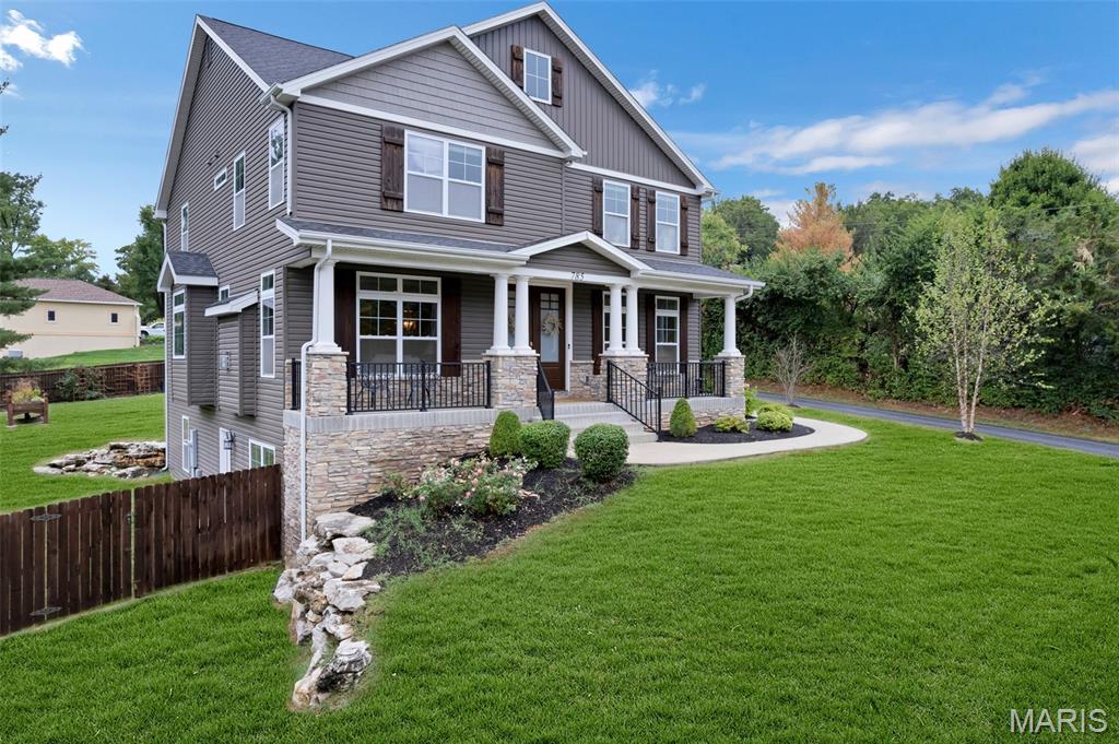 791 North Ballas Road Lt Split - Residential