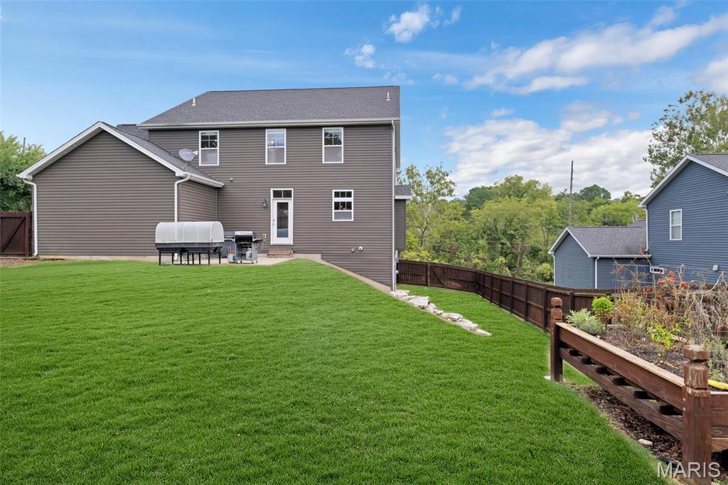 791 North Ballas Road Lt Split - Residential