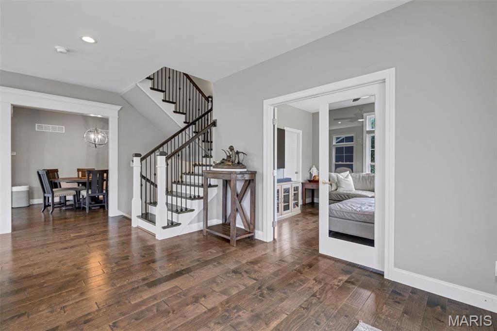 791 North Ballas Road Lt Split - Residential