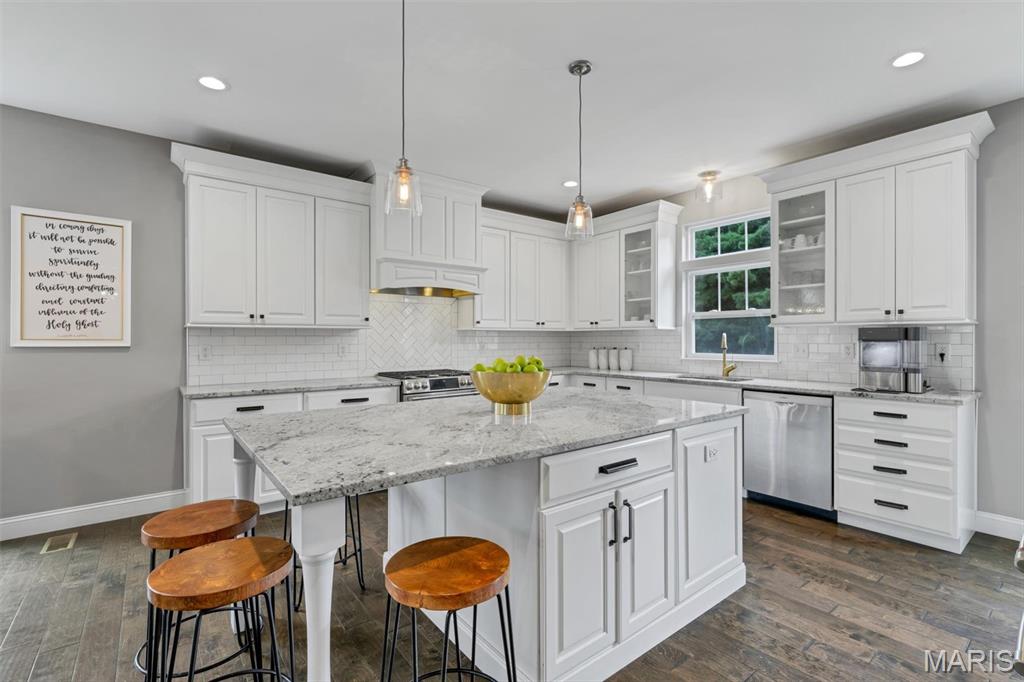 791 North Ballas Road Lt Split - Residential