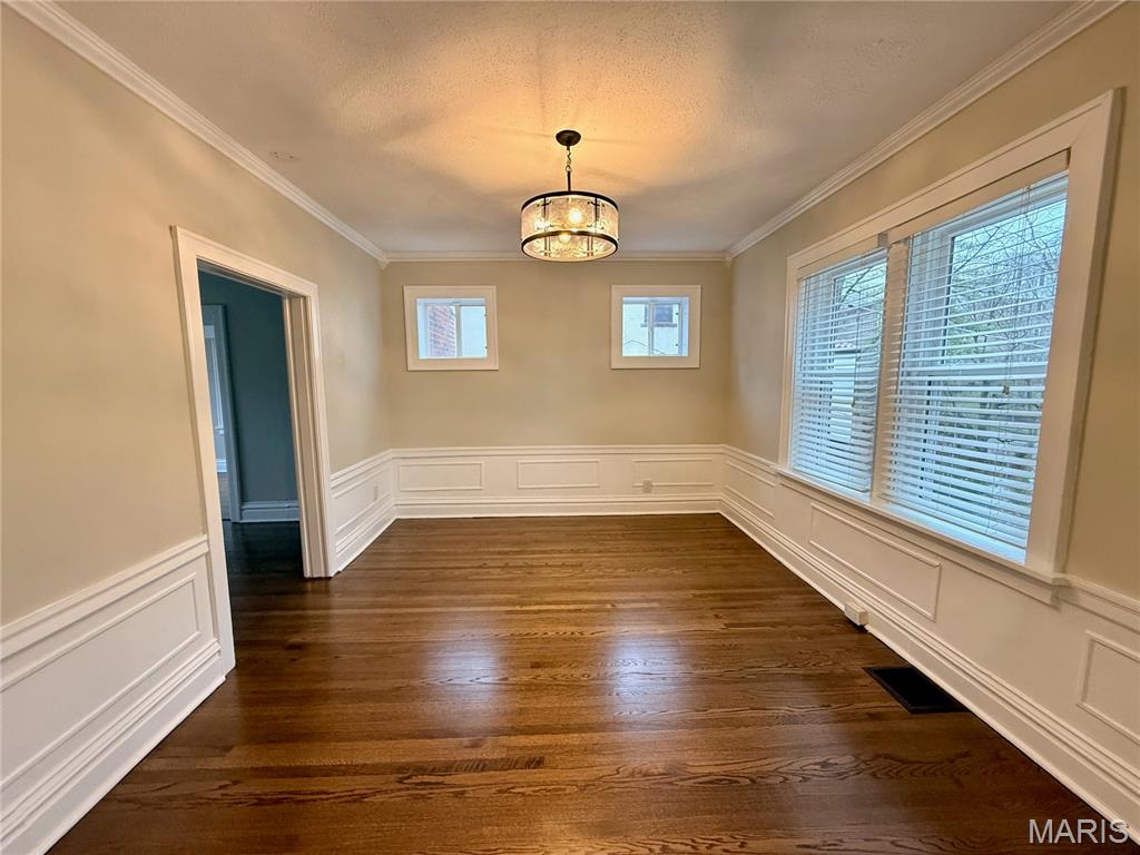 543 N Central Avenue