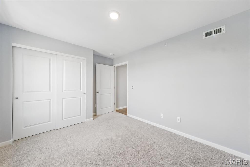 St Peters, Missouri 63376, United States, 2 Bedrooms Bedrooms, ,2 BathroomsBathrooms,Residential,Active,105462