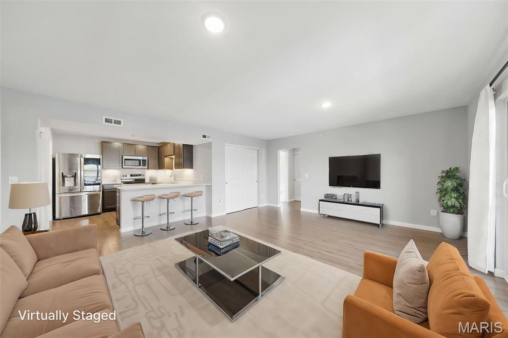 St Peters, Missouri 63376, United States, 2 Bedrooms Bedrooms, ,2 BathroomsBathrooms,Residential,Active,105462