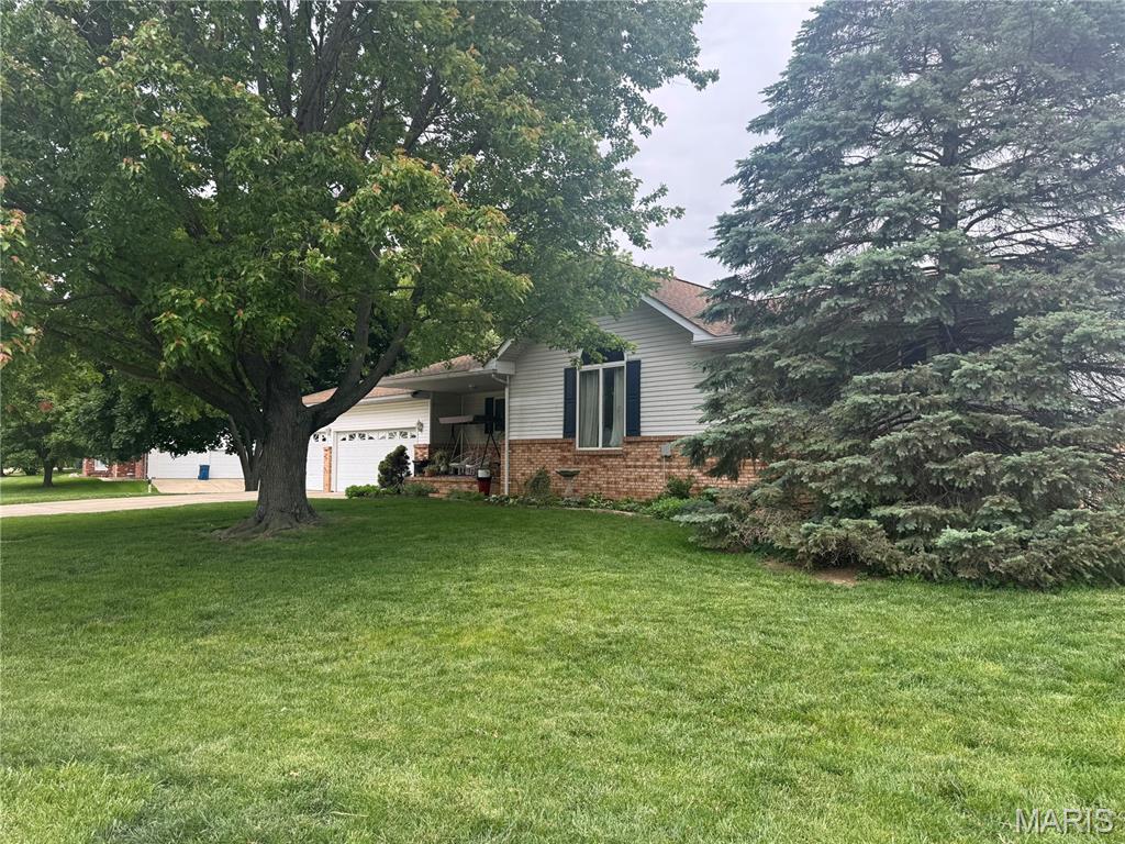 201 Cross Creek Drive