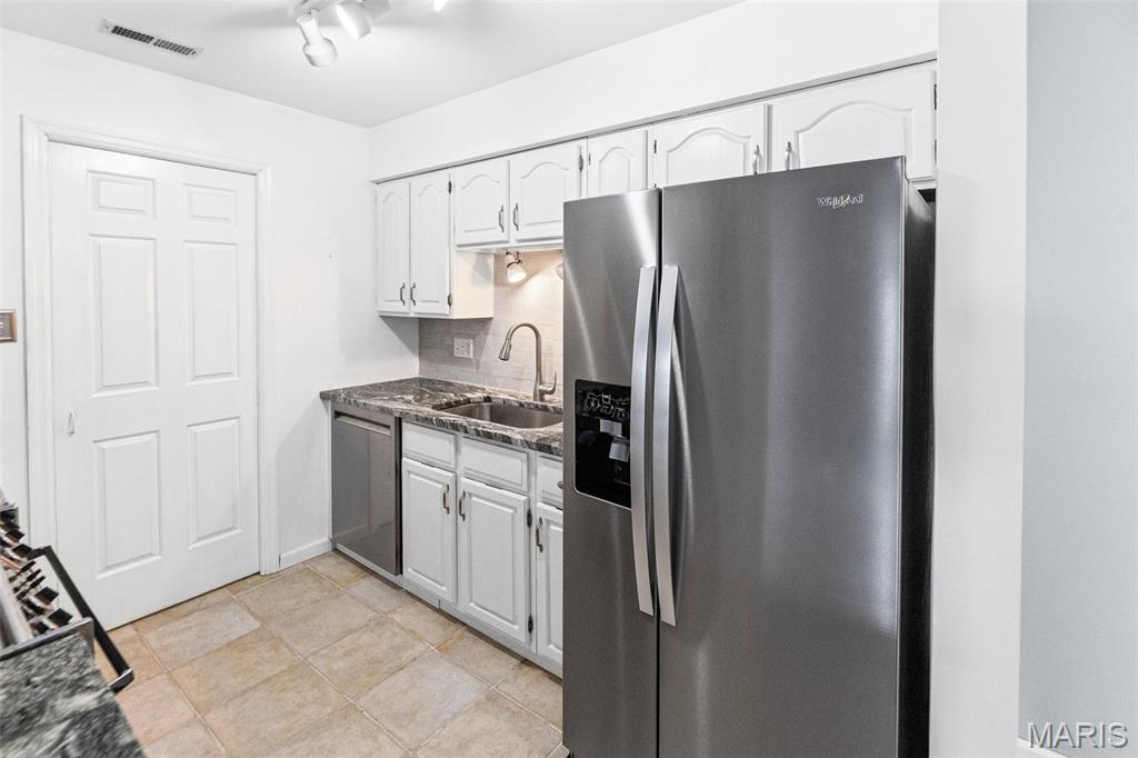 Gravois Woods Condo One - Residential