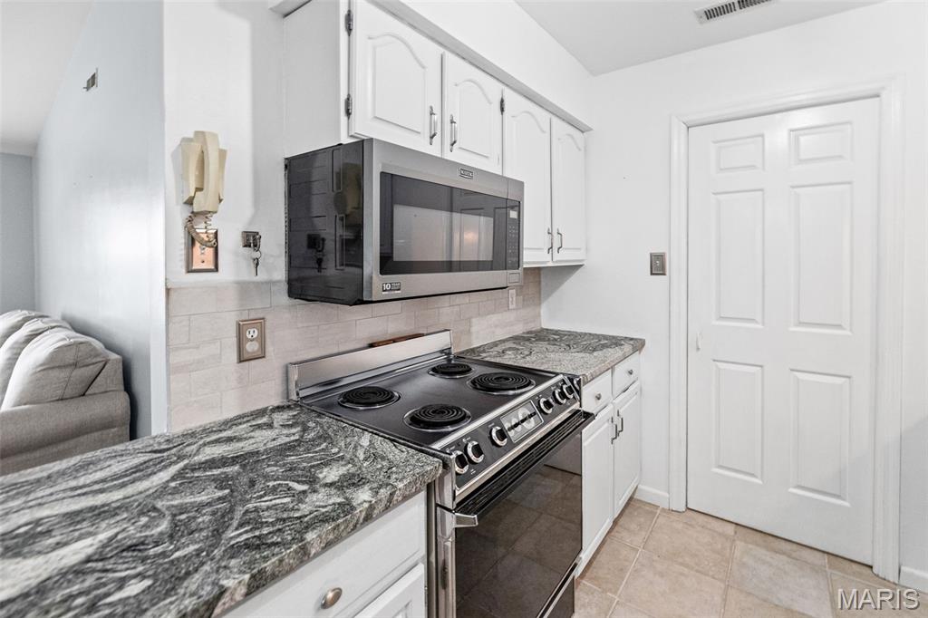 Gravois Woods Condo One - Residential