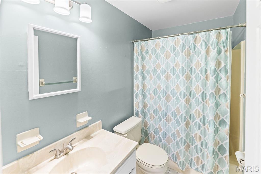 Gravois Woods Condo One - Residential