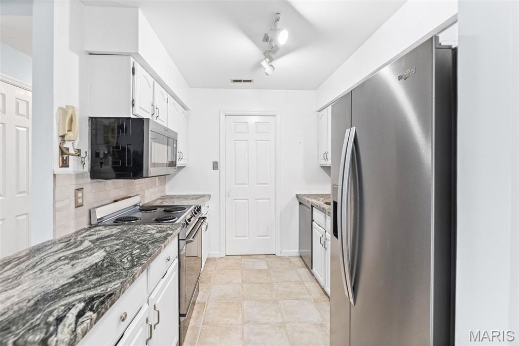 Gravois Woods Condo One - Residential