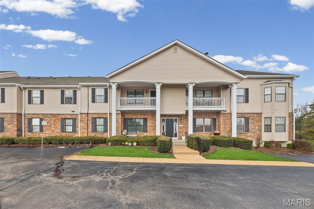 Gravois Woods Condo One - Residential