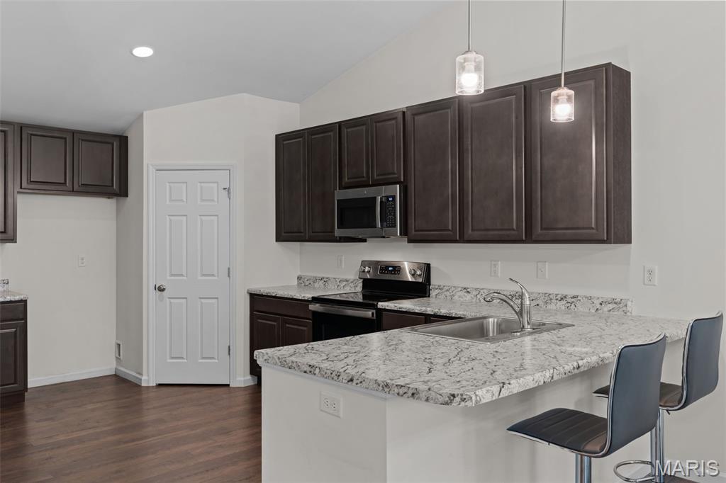 Oaks At Lexington #5 - Residential