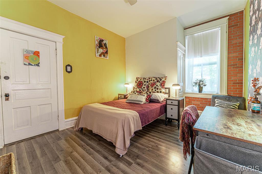 St Louis Commons Add - Residential Income