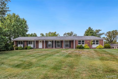 12910 Chaumont Court Creve Coeur MO 63141