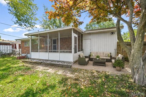Tiny photo for 14 Tamma Lane, Hazelwood, MO 63042 (MLS # 26046908)