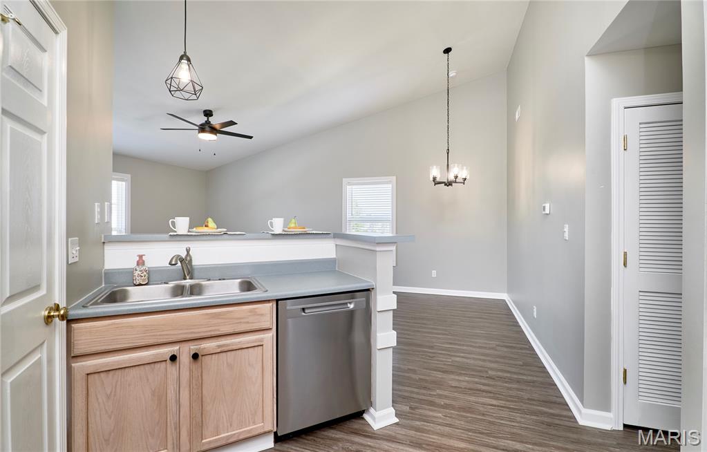 O'Fallon, Missouri 63366, United States, 2 Bedrooms Bedrooms, ,2 BathroomsBathrooms,Residential,Active,135620