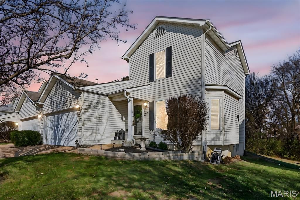 Photo of 507 Donna Marie Drive #2047B, Wentzville, MO 63385 (MLS # 25079805)
