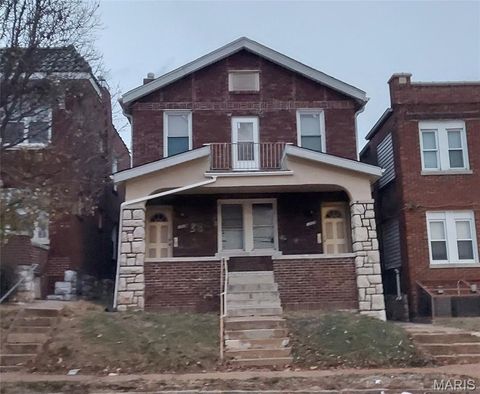 3855 Meramec Street St Louis MO 63116