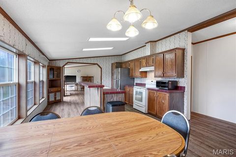 Tiny photo for 1458 Highway Jj, Elsberry, MO 63343 (MLS # 26018002)