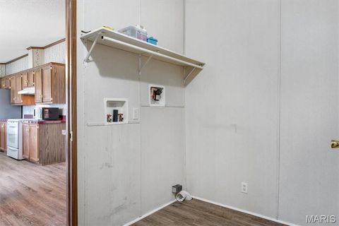 Tiny photo for 1458 Highway Jj, Elsberry, MO 63343 (MLS # 26018002)