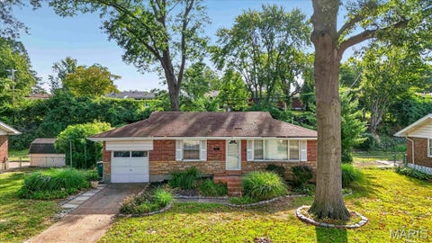 Photo of 10318 Seaton Drive, St Louis, MO 63137 (MLS # 26058527)