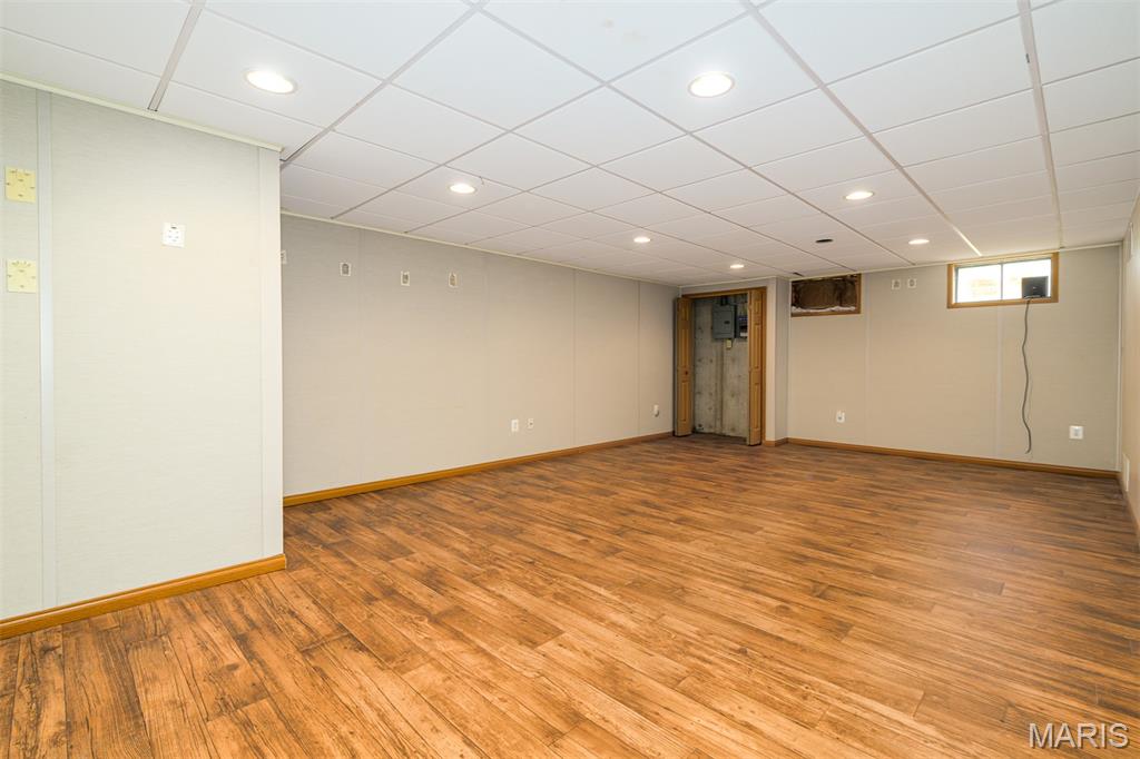 Pine Tree Court - Residential