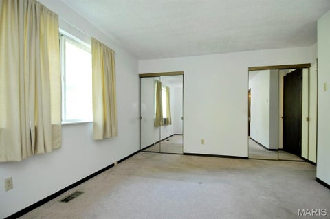 Tiny photo for 511 Buckley Road, Unincorporated, MO 63125 (MLS # 26069308)