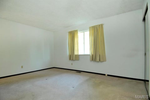 Tiny photo for 511 Buckley Road, Unincorporated, MO 63125 (MLS # 26069308)